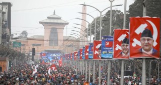 भीड देखाउँदै प्रधानमन्त्री  ओलीले भने  :  काठमाडौंमा यो इतिहासकै ठूलो सभा हो