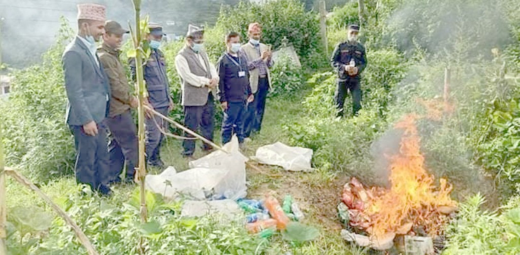 म्याद नाघेका खाद्य सामग्री नष्ट 